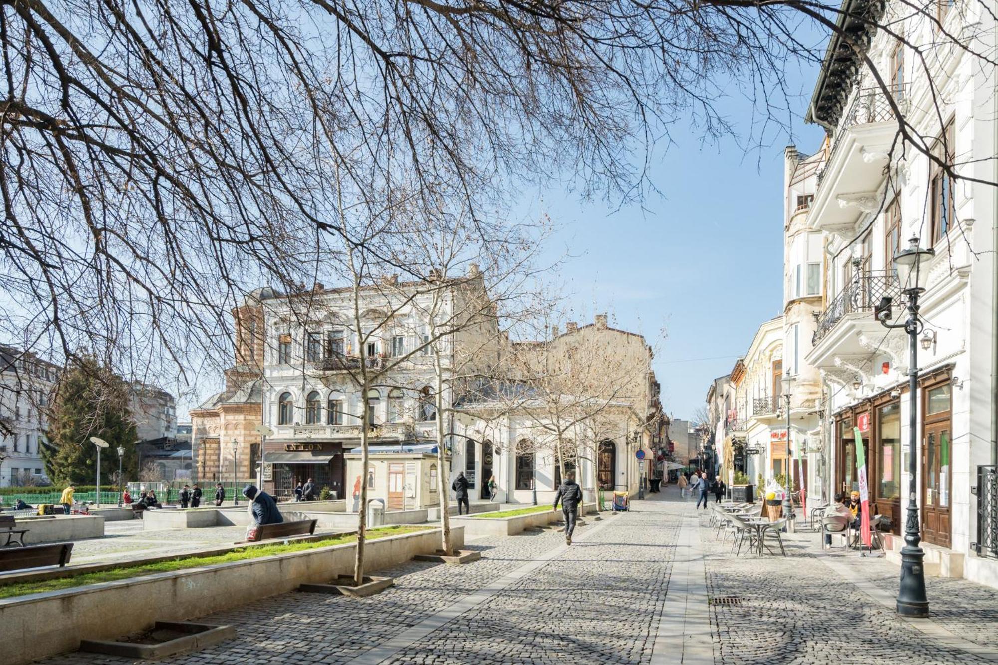 Central Aesthetic Apartment Bucharest Exterior photo